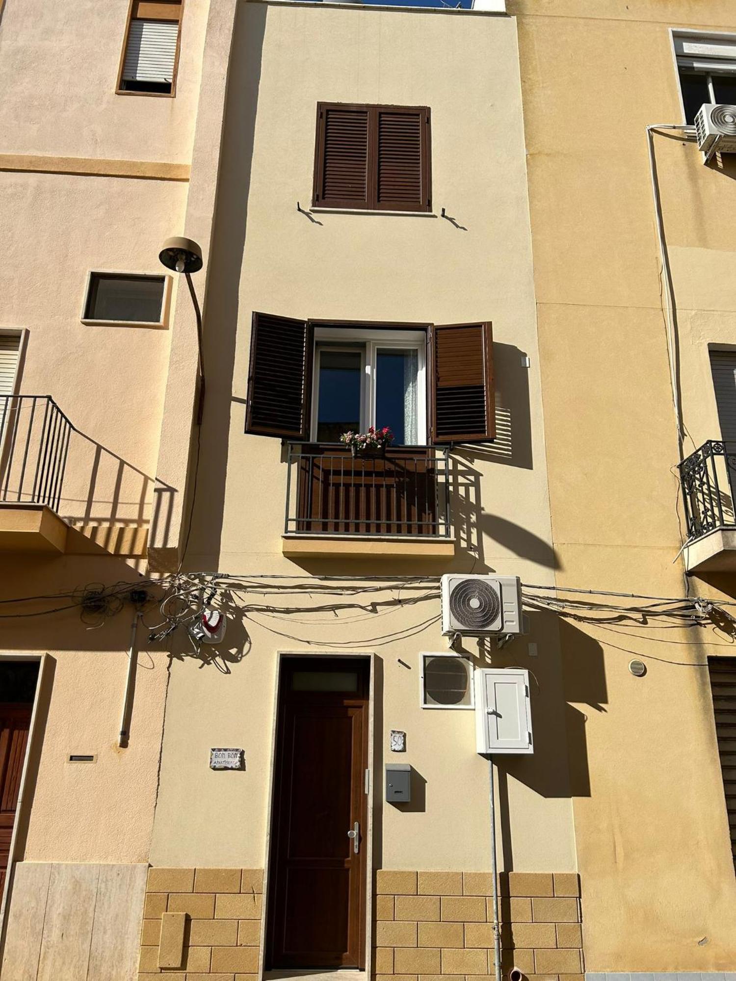 Bon Bon Apartment Mazara del Vallo Luaran gambar