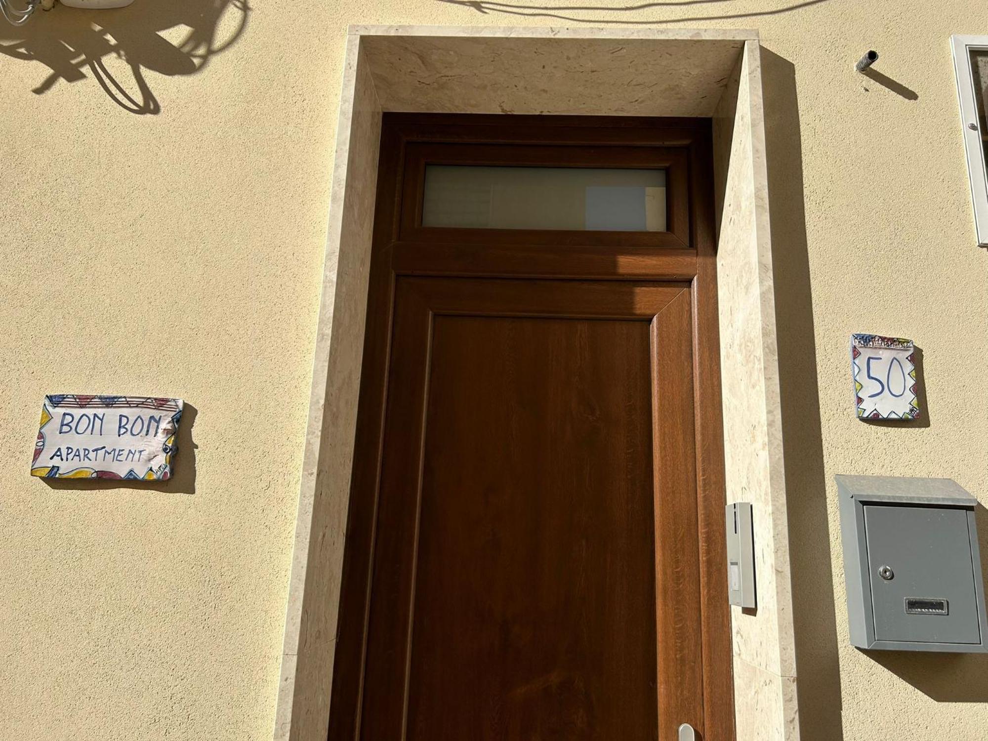 Bon Bon Apartment Mazara del Vallo Luaran gambar